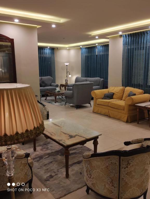 Black Iris Ii Hotel Madaba