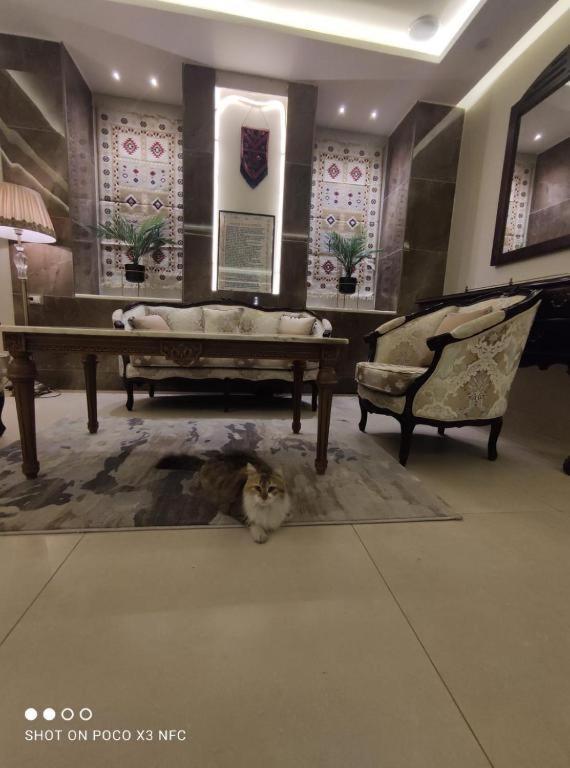 Hotel Black Iris Ii