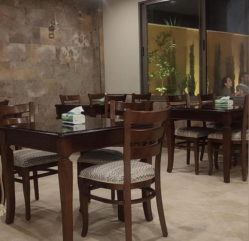 Black Iris Ii Hotel Madaba