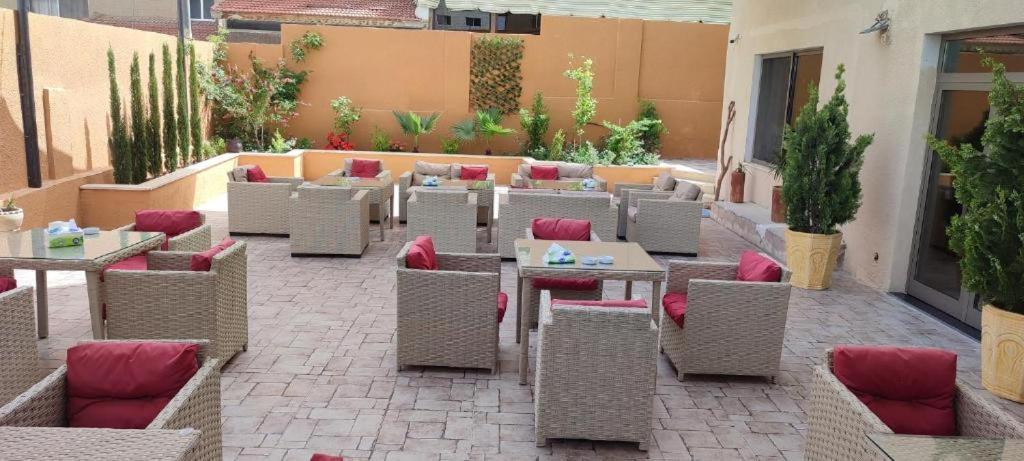 Black Iris Ii Hotel Madaba